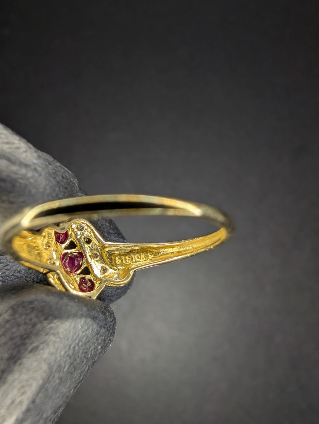 Vintage Solid 10k Yellow Gold Heart Shaped Ruby and Diamond Ring Size 8