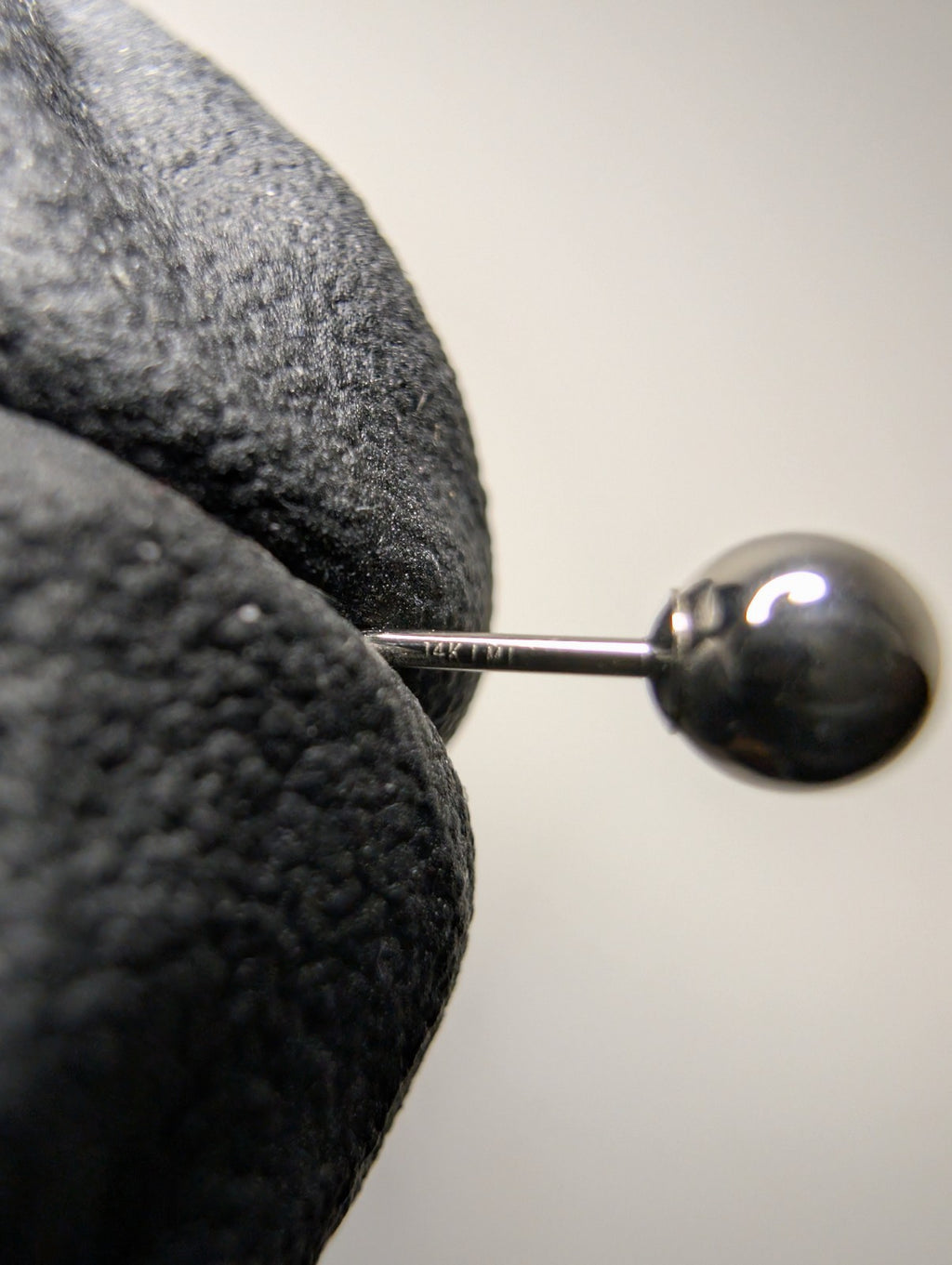 14K White Gold 4.0mm Round Ball Stud Earrings