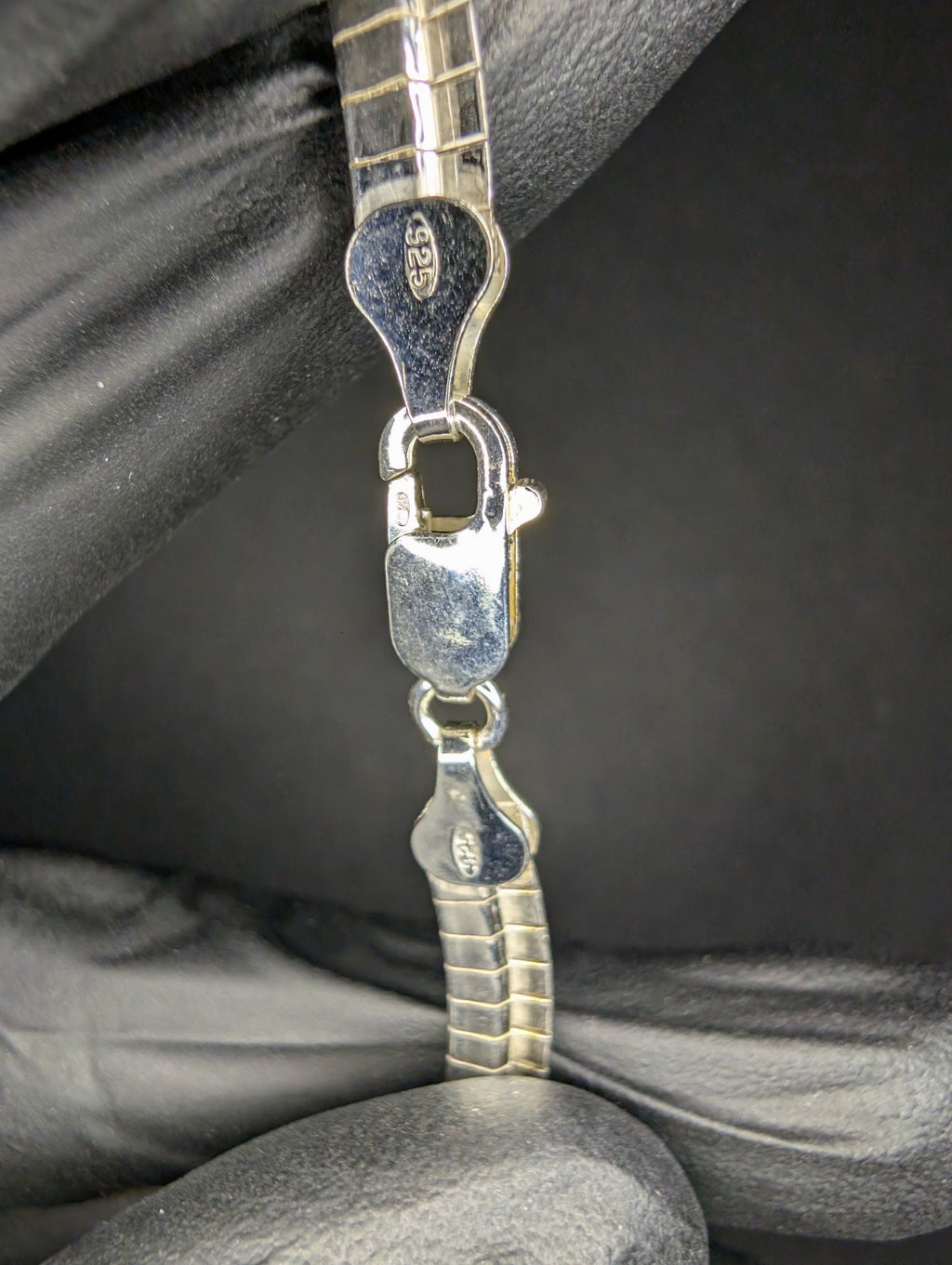 Solid 925 Italian Sterling Silver 18in Diamond Cut Cleopatra Choker Necklace