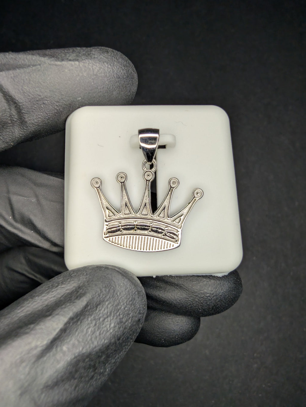 Solid 925 Sterling Silver Diamond Cut Royal Crown Pendant