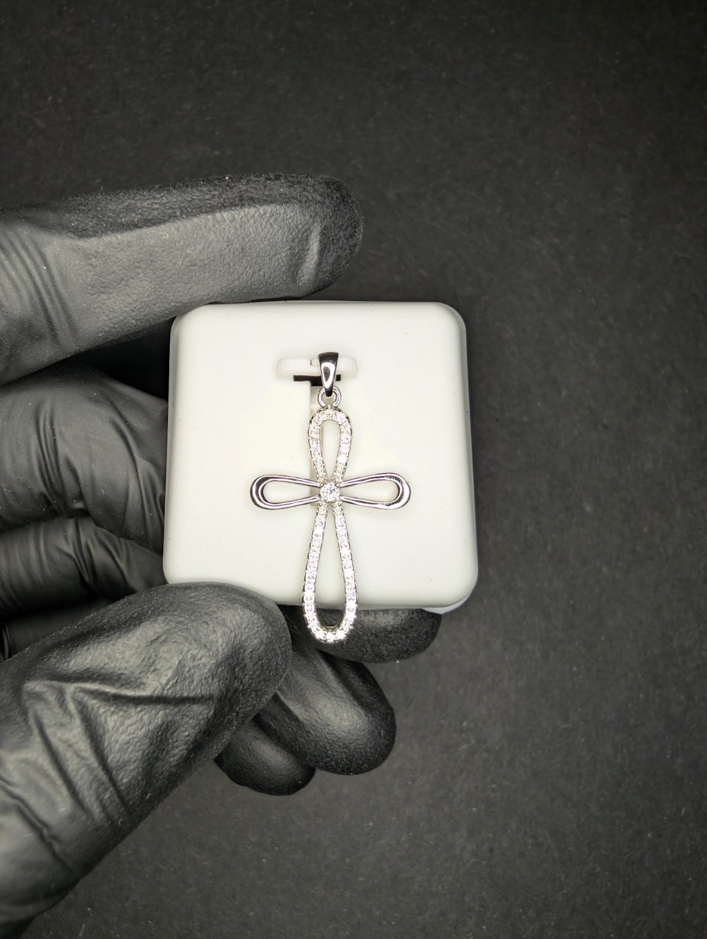 Solid 925 Silver Iced Out VVS D Moissanite Loop Cross Pendant