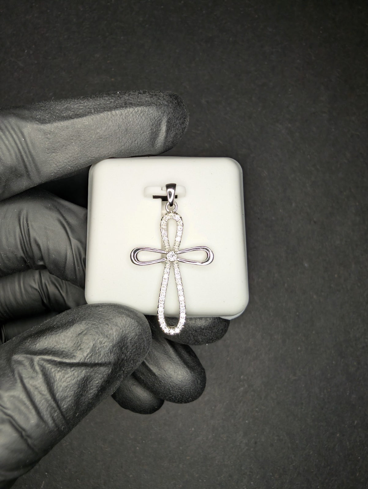 Solid 925 Silver Iced Out VVS D Moissanite Loop Cross Pendant