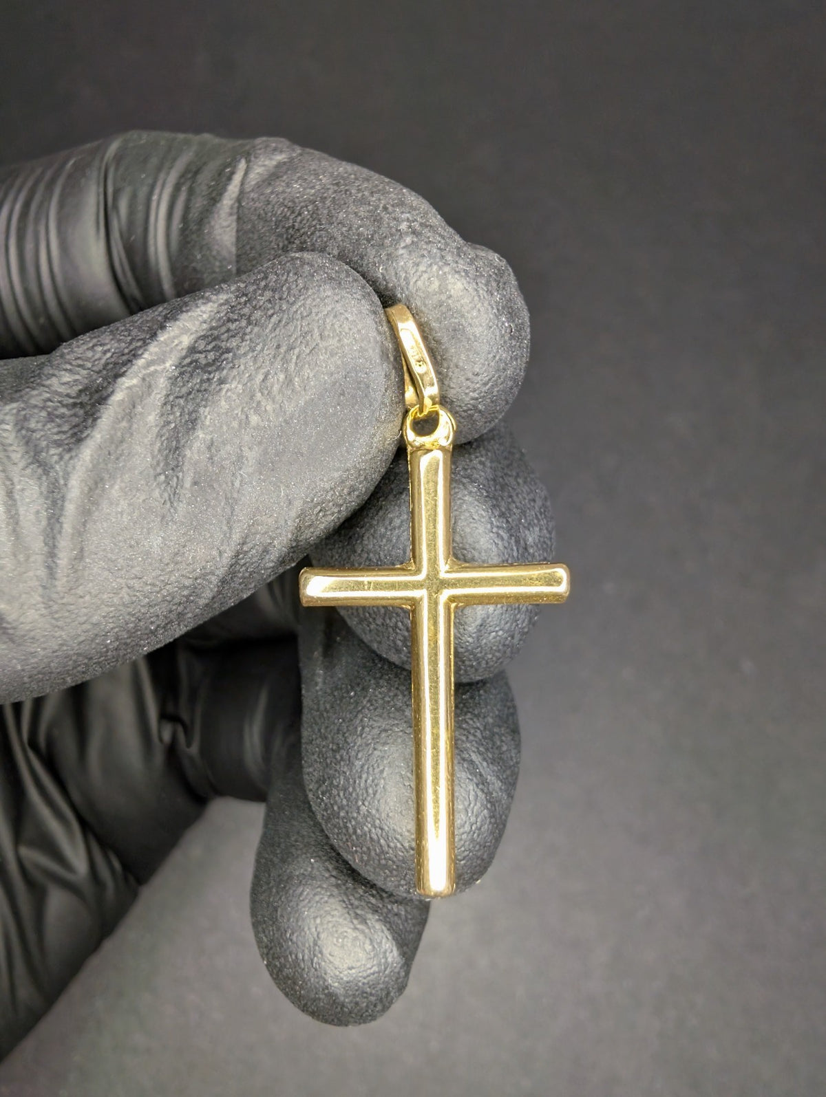 Vintage Solid 18K Yellow Gold High Polished Cross Pendant