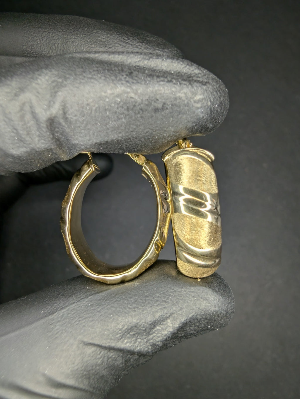 Vintage Milor Italian 14k Yellow Gold Brushed and High Polished Hoop Earrings