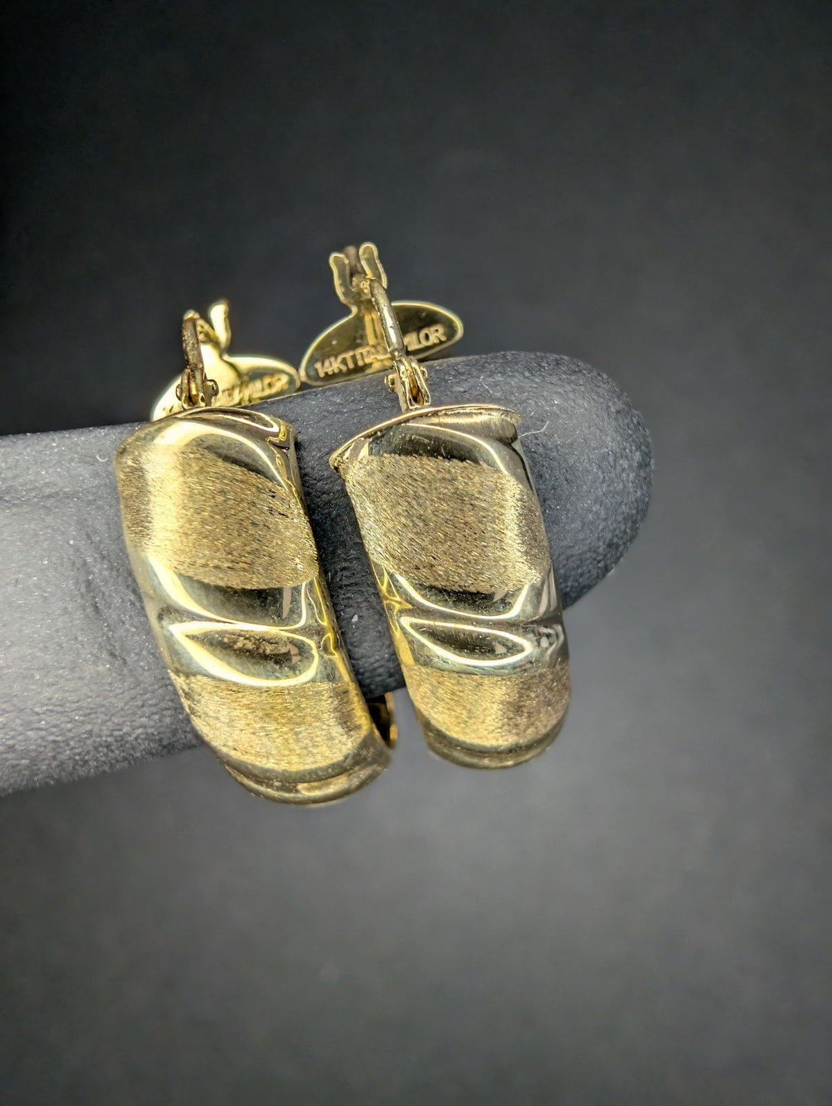 Vintage Milor Italian 14k Yellow Gold Brushed and High Polished Hoop Earrings