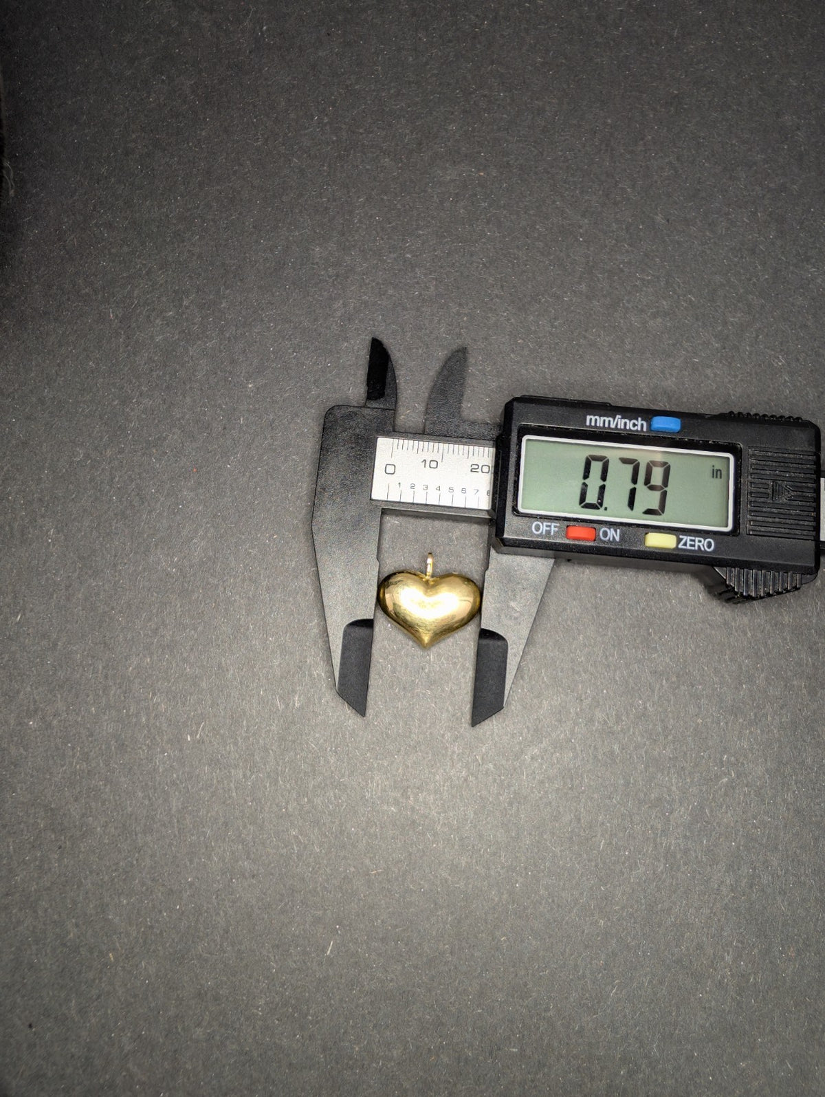 Vintage 14k Yellow Gold Puffed Heart Pendant